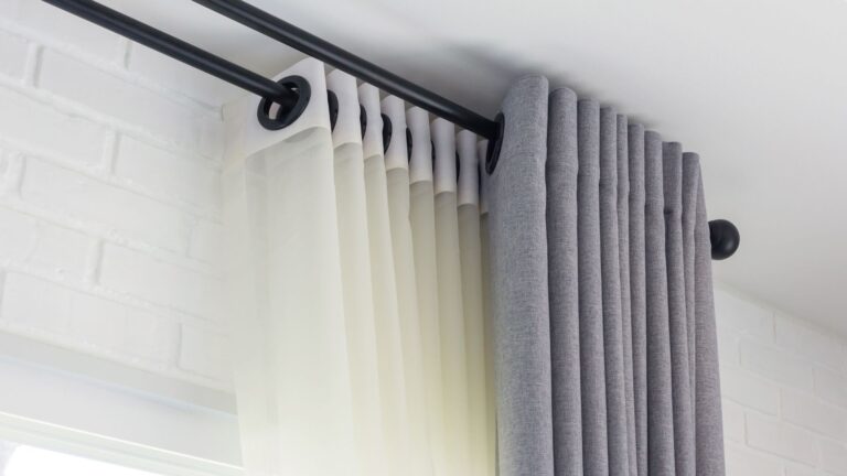 How To Decide Which Curtain-Hanging Hardware Is Best